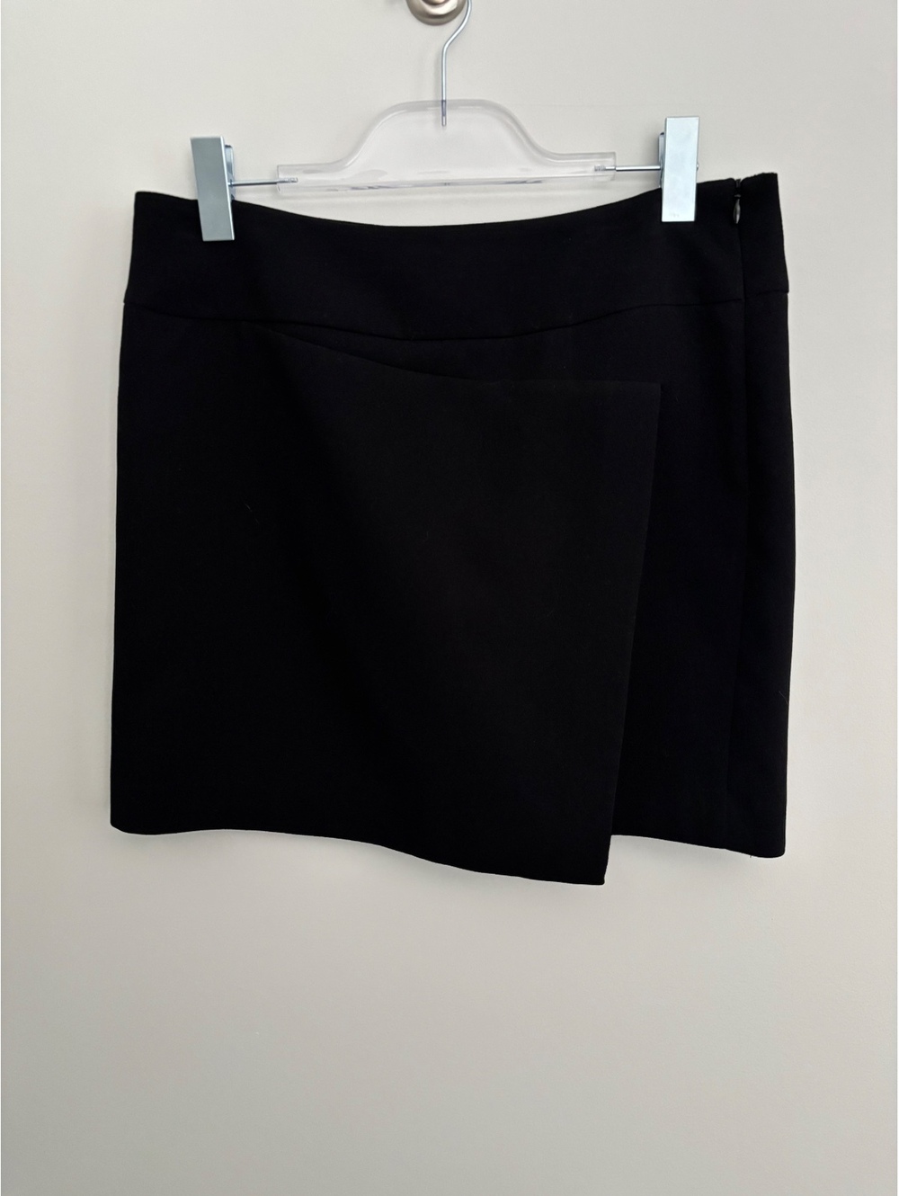 Vince asymmetric hem black mini skirt size 10